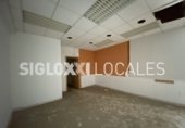 235m² locaux commerciaux pour vente à Badalona, dans le quartier de Puigfred, Carrer dels Apenins photo