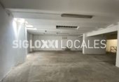 566m² offices for sale in Barcelona, in the area of El Carmel, Carrer de Tolrà photo