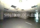 Local comercial en alquiler con 343m² en Barcelona, en la zona de la Nova Esquerra de l'Eixample, Carrer de Viladomat foto