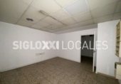 Local comercial en alquiler con 343m² en Barcelona, en la zona de la Nova Esquerra de l'Eixample, Carrer de Viladomat foto