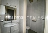 Local comercial en alquiler con 343m² en Barcelona, en la zona de la Nova Esquerra de l'Eixample, Carrer de Viladomat foto