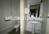 Local comercial en alquiler con 343m² en Barcelona, en la zona de la Nova Esquerra de l'Eixample, Carrer de Viladomat foto