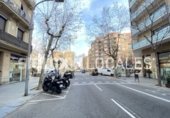 Local comercial en alquiler con 343m² en Barcelona, en la zona de la Nova Esquerra de l'Eixample, Carrer de Viladomat foto