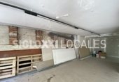 556m² commercial premises for sale in Barcelona, in the area of Porta, Carrer de Valldemossa photo