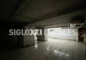 556m² commercial premises for sale in Barcelona, in the area of Porta, Carrer de Valldemossa photo