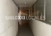 556m² commercial premises for sale in Barcelona, in the area of Porta, Carrer de Valldemossa photo