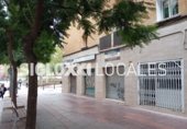 Local comercial
en lloguer
amb 190m² a Barcelona, a la zona de Porta, Carrer de Valldemossa foto