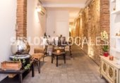 Local comercial en venta con 153m² en Barcelona, en la zona de l'Antiga Esquerra de l'Eixample, Carrer d'Aribau foto