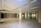 Local comercial en alquiler con 161m² en Barcelona, en la zona de Vilapicina i la Torre Llobeta, Carrer de Vèlia foto