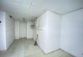 Local comercial en alquiler con 161m² en Barcelona, en la zona de Vilapicina i la Torre Llobeta, Carrer de Vèlia foto