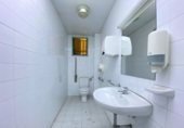 Local comercial en alquiler con 161m² en Barcelona, en la zona de Vilapicina i la Torre Llobeta, Carrer de Vèlia foto