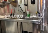 Local comercial en alquiler, traspaso con 120m² en Barcelona, en la zona de Diagonal Mar i el Front Marítim del Poblenou, Carrer de Fluvià foto