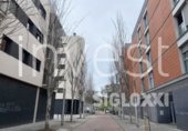 Local comercial
en venda
amb 267m² a Sant Adrià de Besòs, a la zona de La Mina - districte 6, Carrer Rosalía de Castro foto