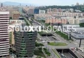 224m² commercial premises for sale in Barcelona, in the area of el Guinardó, Avinguda de la Mare de Déu de Montserrat photo