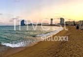 180m² locaux commerciaux pour vente à Barcelone, dans le quartier de Sant Antoni, Carrer del Comte Borrell photo