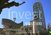 180m² locaux commerciaux pour vente à Barcelone, dans le quartier de Sant Antoni, Carrer del Comte Borrell photo