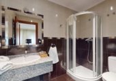 Hotel en venta con 900m² en Mataporquera, Mataporquera foto