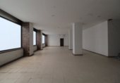 Local comercial en alquiler con 175m² en Oviedo, en la zona de Malatería foto