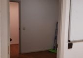 134m² offices for sale in Olot, AV. REIS CATOLICS, 29 photo