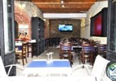 174m² restaurant for sale in Roses, Carrer Josep Sabater photo
