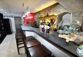 174m² restaurant for sale in Roses, Carrer Josep Sabater photo