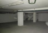 313m² commercial premises for sale in León, in the area of Assumption, Calle Pico Agujas photo