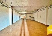 Local comercial
en venda
amb 181m² a Santa Coloma de Gramenet, Carrer Sant Domènec foto