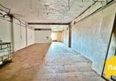 Local comercial
en venda
amb 181m² a Santa Coloma de Gramenet, Carrer Sant Domènec foto