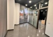 101m² offices for sale in Reus, in the area of Mas Iglesias, Avinguda del President Macià photo