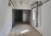 1000m² warehouse industrial for sale in Guijuelo, Calle La Góndola photo