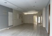 Local comercial
en lloguer
amb 145m² a Navia foto