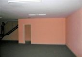 150m² commercial premises for sale in León, in the area of Center, Calle de la Guardia Civil photo