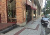 80m² boulangerie avec locataires pour vente à Barañáin, dans le quartier de Etxabakoitz, Avenida de Pamplona photo
