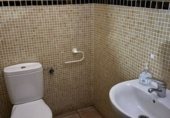 Local comercial en venta con 170m² en Linares foto