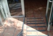 90m² locaux commerciaux pour vente à Villajoyosa photo