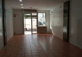 90m² locaux commerciaux pour vente à Villajoyosa photo
