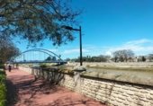 Local comercial
en venda
amb 399m² a Chiclana de la Frontera, Calle Paciano del Barco foto