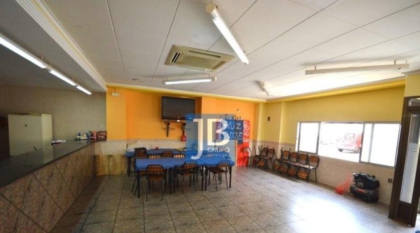Local comercial