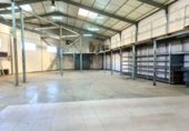 675m² warehouse industrial for sale in Arganda del Rey, Calle de la Granja photo