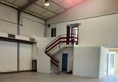 675m² warehouse industrial for sale in Arganda del Rey, Calle de la Granja photo
