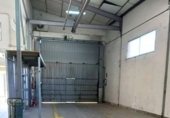 675m² warehouse industrial for sale in Arganda del Rey, Calle de la Granja photo