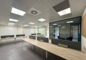 158m² office, commercial premises for sale in Cornellà de Llobregat photo