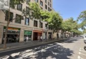330m² commercial premises for assignment in Barcelona, in the area of Sants-Badal, Carretera Sants, 387 photo