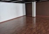 213m² commercial premises for sale in Moncada, Avenida Nueve de Octubre photo