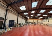 2130m² warehouse industrial for sale in Sant Andreu de la Barca, Carretera de Martorell photo