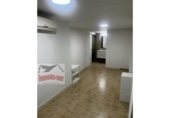 120m² locaux commerciaux pour vente à Barcelone, dans le quartier de la Sagrera, Carrer de Martí Molins photo