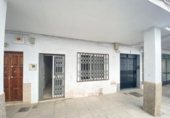 Inmobiliaria en venta con 719m² en Lora del Río, Calle Blas Infante foto