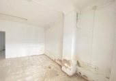 Inmobiliaria en venta con 719m² en Lora del Río, Calle Blas Infante foto