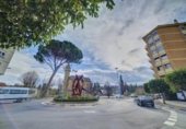 Local comercial en venta con 189m² en Burlada, Calle Ezponda foto