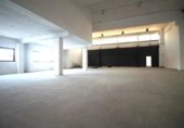 2094m² warehouse industrial for sale in Getafe, Calle Morse photo